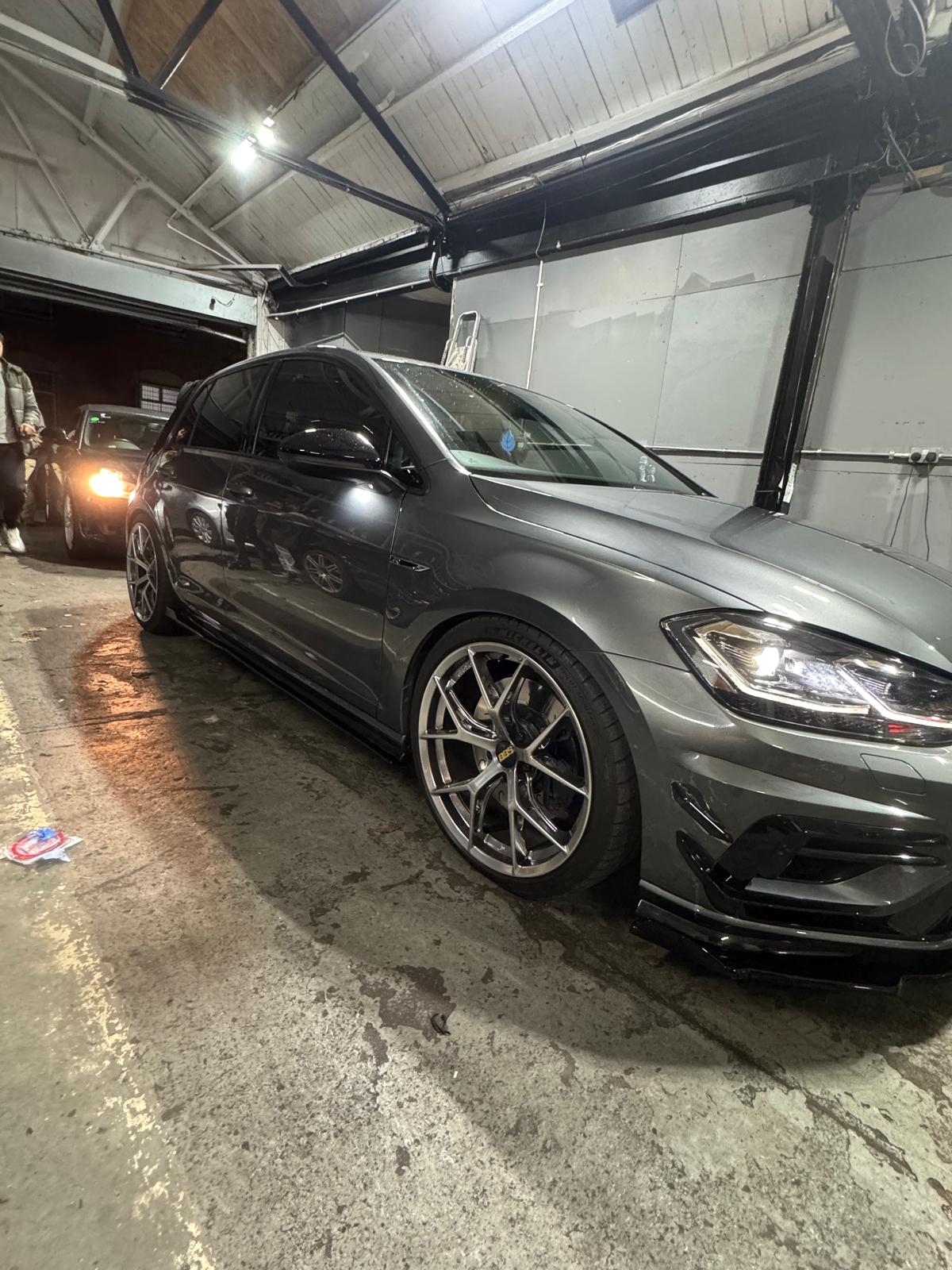 VW Golf R · Splitter & BBS